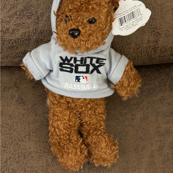 Massive 32 -Piece Sports Plush Lot MLB + NFL + NCAA Team Bears New W/ Tags New - Picture 8 of 16